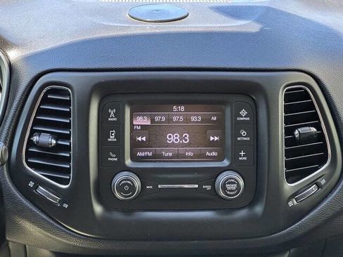 Used 2018 Jeep Compass Sport image 17