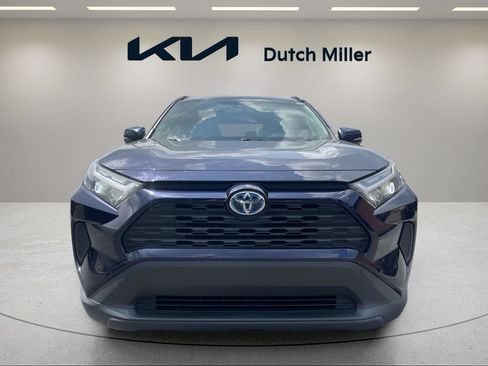 Used 2022 Toyota RAV4 XLE w/ Convenience Package AWD/4WD image 6