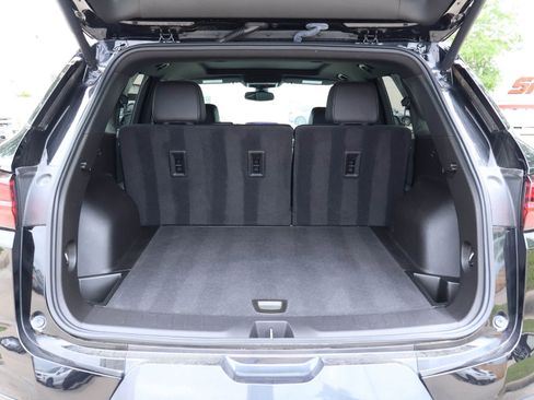 Used 2023 Chevrolet Blazer Premier FWD image 19