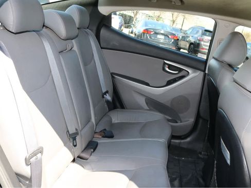 Used 2014 Hyundai Elantra Limited FWD image 22