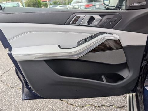 Certified 2024 BMW X5 sDrive40i w/ Premium Package image 11