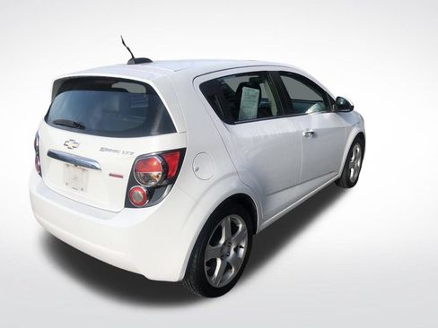 Used 2015 Chevrolet Sonic LTZ FWD image 4