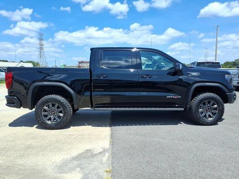 New 2026 GMC Sierra 1500 AT4X AWD/4WD image 8