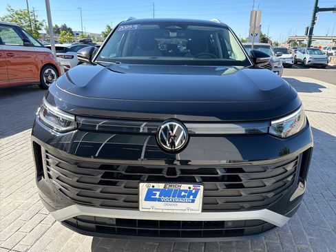 Certified 2025 Volkswagen Tiguan S AWD/4WD image 10