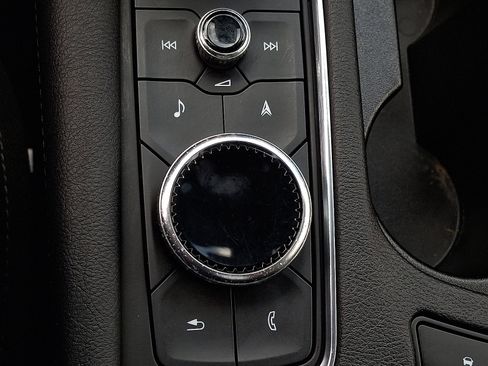 Certified 2021 Cadillac XT5 Premium Luxury image 27