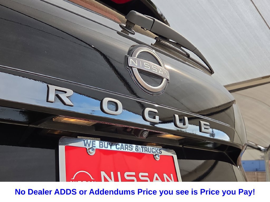 Used 2024 Nissan Rogue SV w/ SV Premium Package FWD image 16