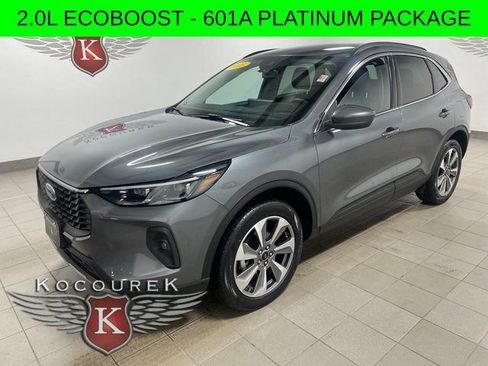 Used 2025 Ford Escape Platinum image 3