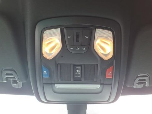 Used 2023 RAM 1500 Big Horn AWD/4WD image 24