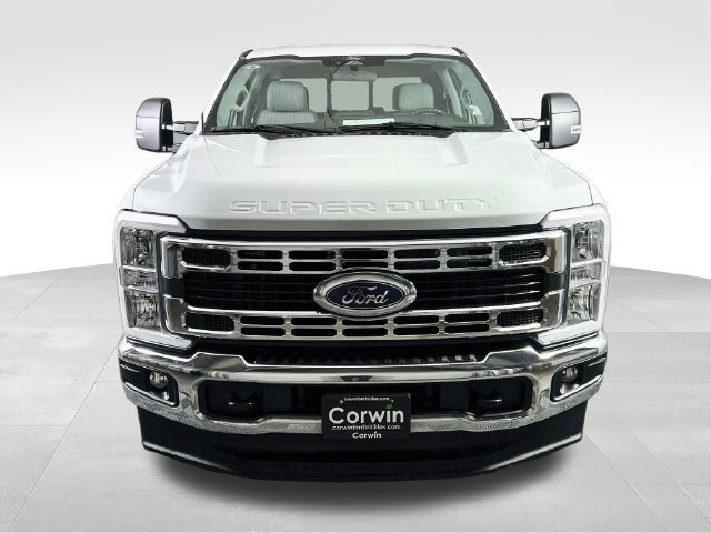 Used 2024 Ford F250 XLT w/ FX4 Off-Road Package AWD/4WD image 4