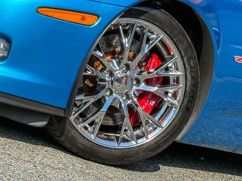 Used 2008 Chevrolet Corvette Z06 w/ Preferred Equipment Group RWD image 5