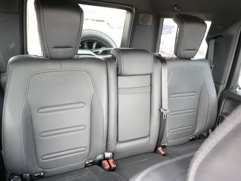 Used 2021 Mercedes-Benz G 550 image 11