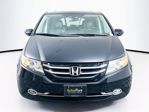 Used 2016 Honda Odyssey Touring image 2
