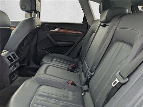 Used 2021 Audi Q5 Premium Plus w/ Premium Plus Package image 15