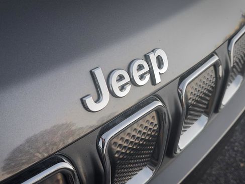 Used 2022 Jeep Compass Latitude w/ Sun and Sound Group image 8