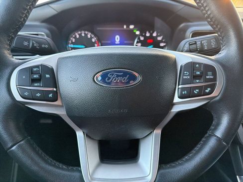 Used 2023 Ford Explorer XLT w/ Equipment Group 202A image 13