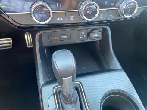Certified 2024 Honda Civic Sport image 22