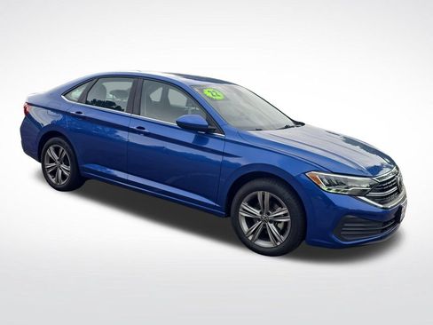 Used 2022 Volkswagen Jetta SE FWD image 8