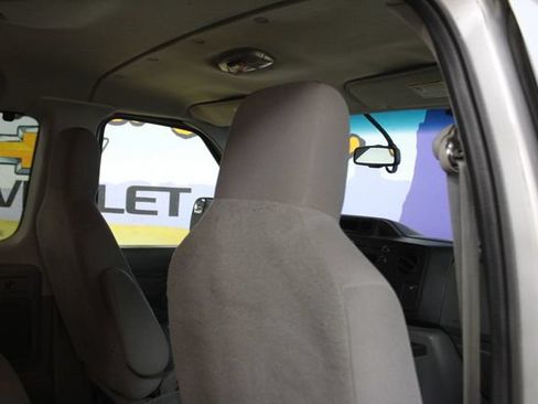 Used 2012 Ford E-350 and Econoline 350 XLT RWD image 10