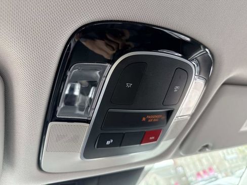 Certified 2025 Hyundai Tucson SE image 27