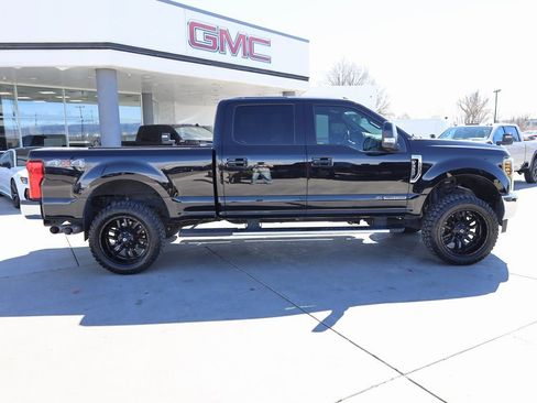 Used 2018 Ford F350 Lariat image 7