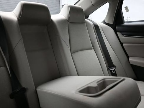 Used 2020 Honda Accord LX image 18