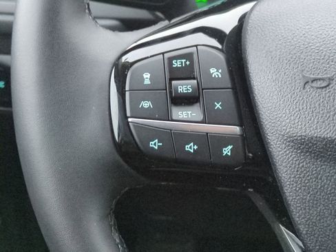 Used 2022 Ford Escape SEL image 23