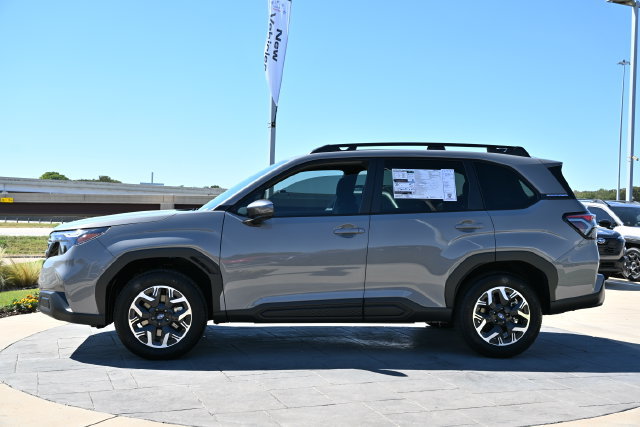 New 2026 Subaru Forester Premium AWD/4WD image 6