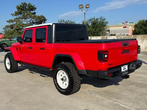 Used 2021 Jeep Gladiator Sport AWD/4WD image 11