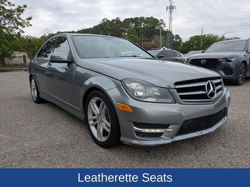 Used 2014 Mercedes-Benz C 250 Sedan image 2