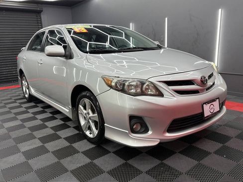 Used 2013 Toyota Corolla S FWD image 3