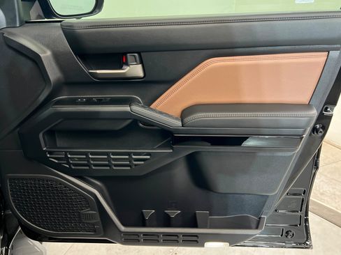 Used 2026 Toyota 4Runner Limited image 23