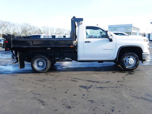 New 2025 Chevrolet Silverado 3500 W/T w/ WT Convenience Package AWD/4WD image 6