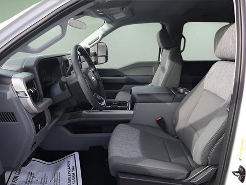 New 2026 Ford F250 XLT w/ FX4 Off-Road Package AWD/4WD image 13