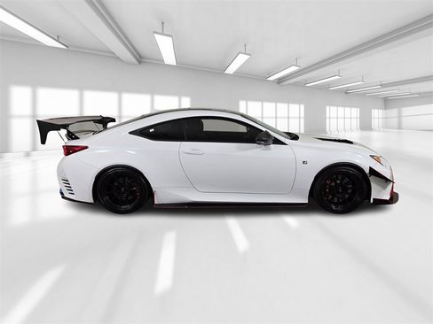 Used 2017 Lexus RC 200t F Sport image 8