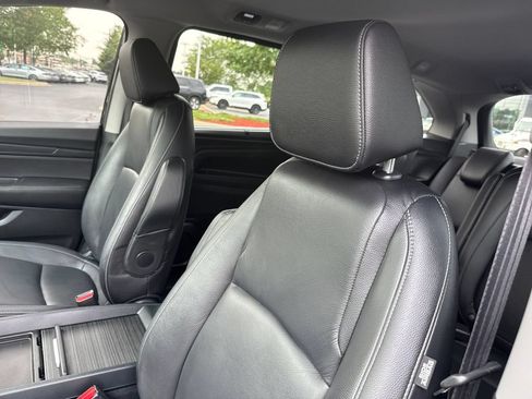 Used 2023 Honda Odyssey EX-L image 9