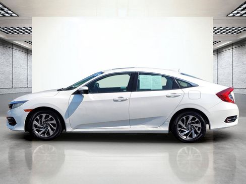 Used 2018 Honda Civic EX image 11