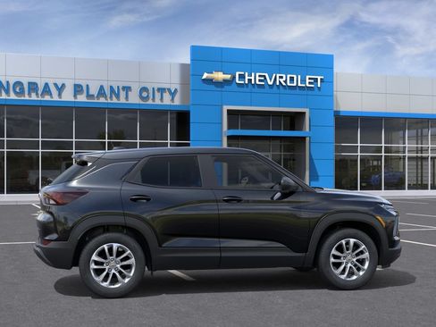 New 2026 Chevrolet TrailBlazer LS w/ LS Convenience Package FWD image 5