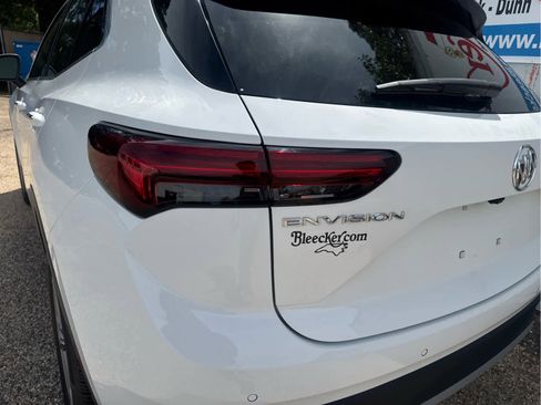 Certified 2022 Buick Envision Preferred FWD image 17