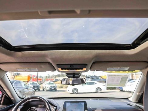 Used 2020 Nissan Altima 2.5 SR w/ Premium Package image 7