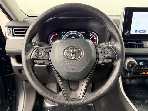 Used 2025 Toyota RAV4 XLE FWD image 23