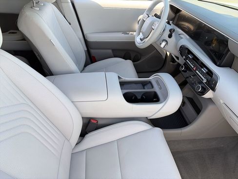 Certified 2026 Hyundai Palisade SEL FWD image 11