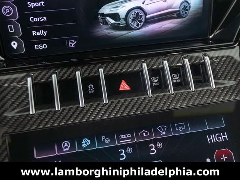 Used 2024 Lamborghini Urus Performante image 23