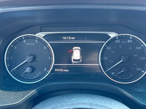 Used 2023 Nissan Rogue SV AWD/4WD image 19