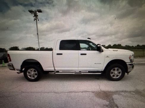 Used 2024 RAM 2500 Big Horn w/ Off Road Package AWD/4WD image 6