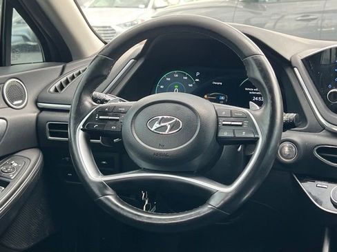 Used 2023 Hyundai Sonata Limited FWD image 13