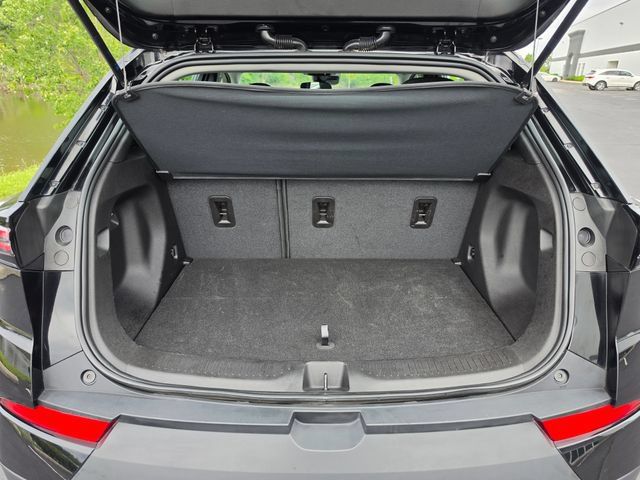 Used 2023 Chevrolet Bolt EUV LT FWD image 45