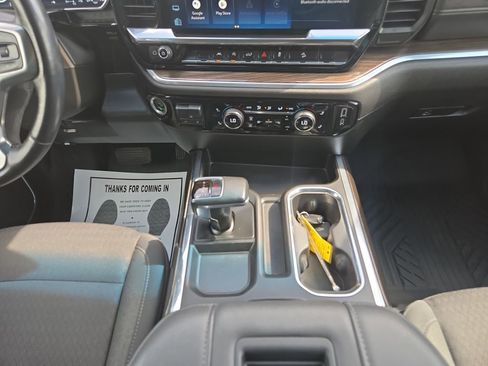 Used 2022 Chevrolet Silverado 1500 RST w/ Z71 Off-Road Package AWD/4WD image 12