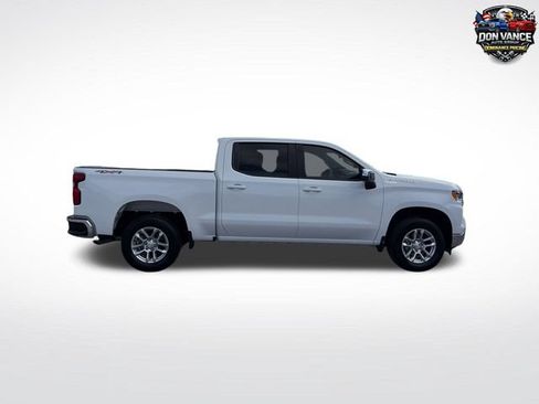 Used 2023 Chevrolet Silverado 1500 LT AWD/4WD image 6