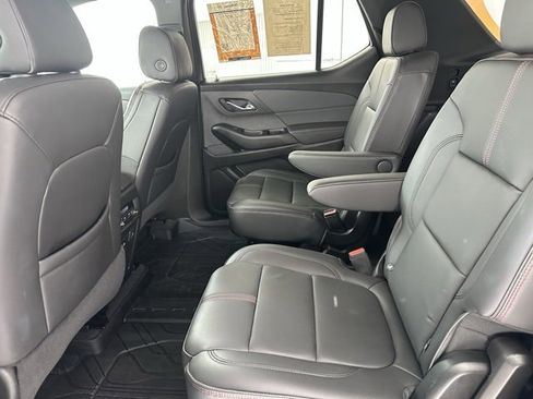 Certified 2023 Chevrolet Traverse RS w/ LPO, Floor Liner Package image 27