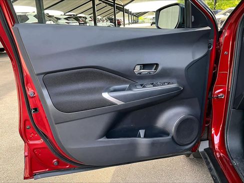 Certified 2024 Nissan Kicks SV image 21